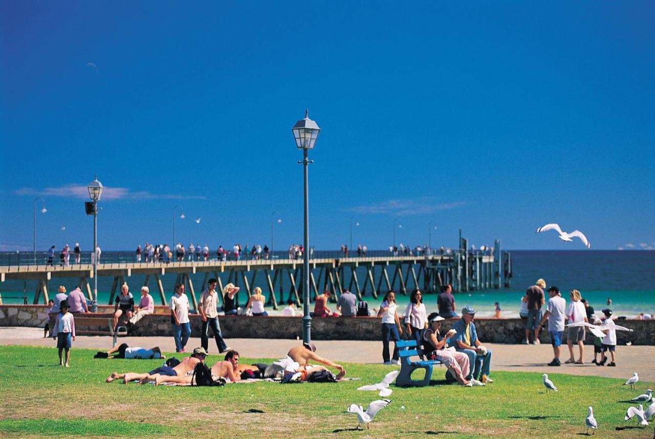 Glenelg Holiday Apartments - Corfu Adelaide Ngoại thất bức ảnh