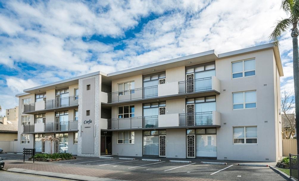 Glenelg Holiday Apartments - Corfu Adelaide Phòng bức ảnh