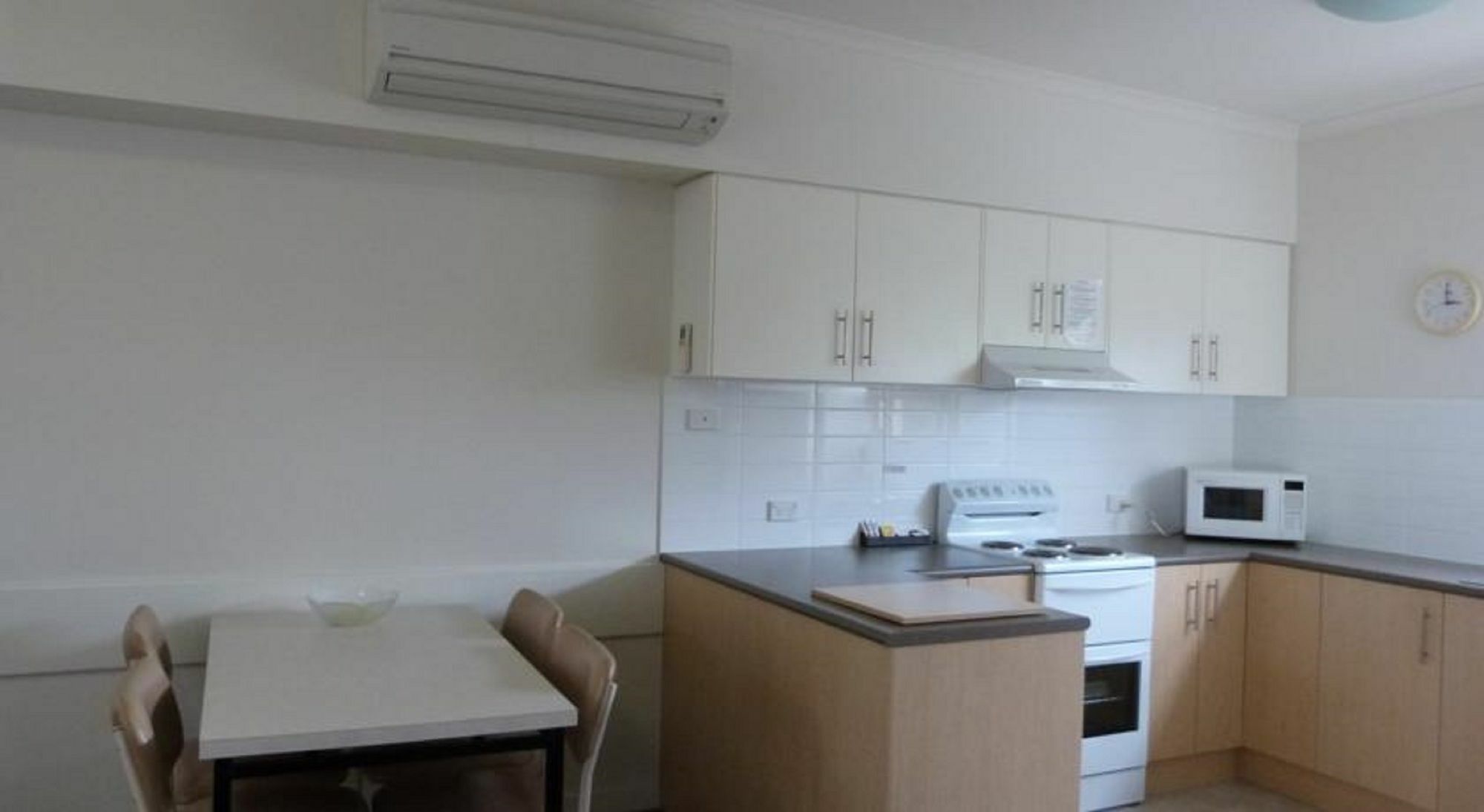Glenelg Holiday Apartments - Corfu Adelaide Ngoại thất bức ảnh