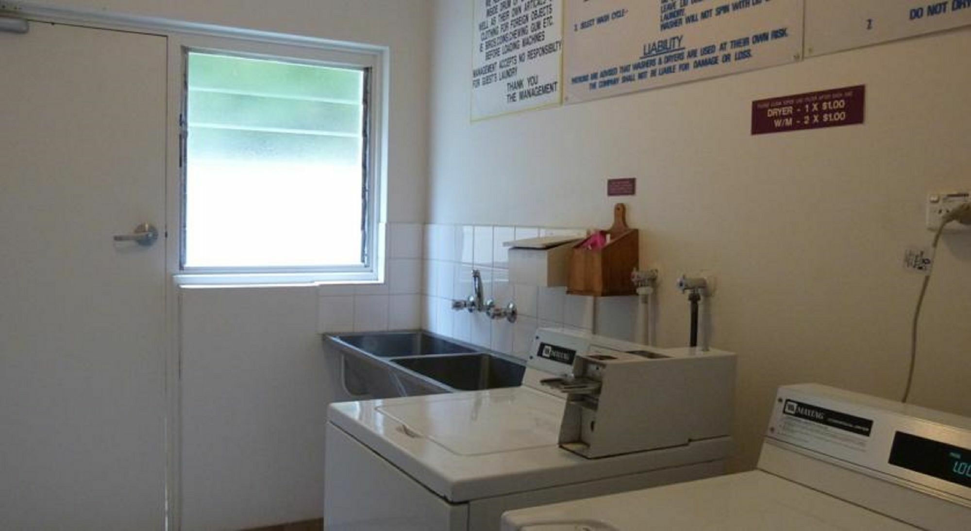 Glenelg Holiday Apartments - Corfu Adelaide Ngoại thất bức ảnh