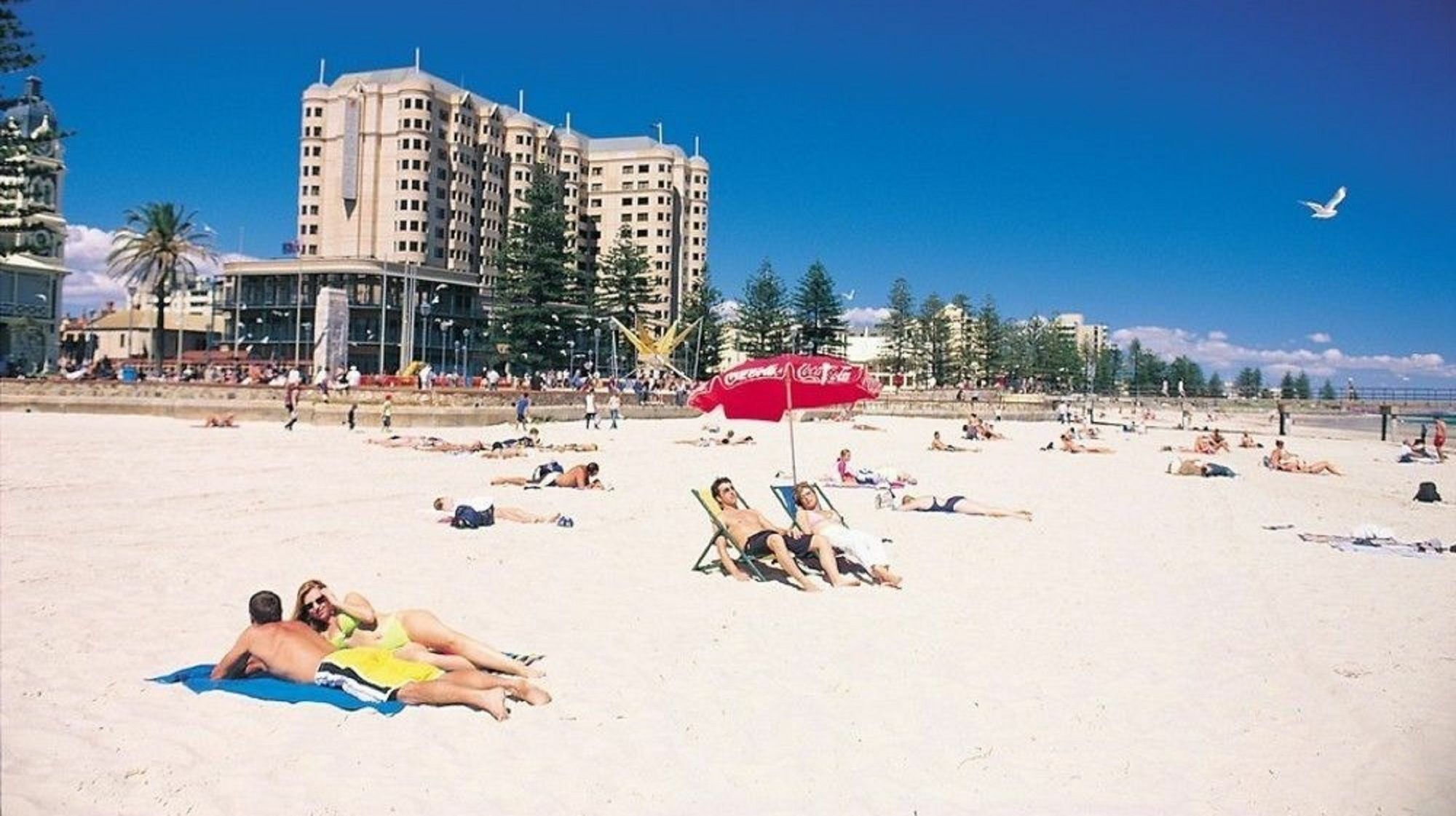 Glenelg Holiday Apartments - Corfu Adelaide Ngoại thất bức ảnh